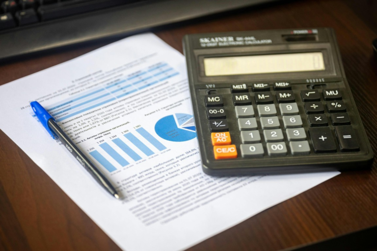 5 Ways to Stick to Your Retirement Budget in 2026